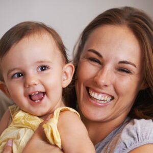 Co jeść i robić, aby zęby pozostawały zdrowe i białe?