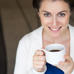 Jak kawa wpływa na zdrowie zębów?